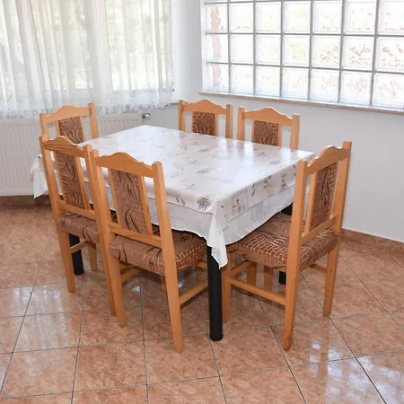 Casa Diana-maria Homestay Curtea De Arges